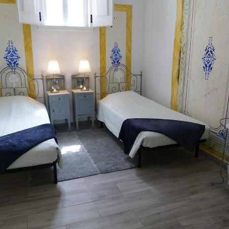 Pateo Dos Oliveira - Casa Dos Senhores Evora Luaran gambar